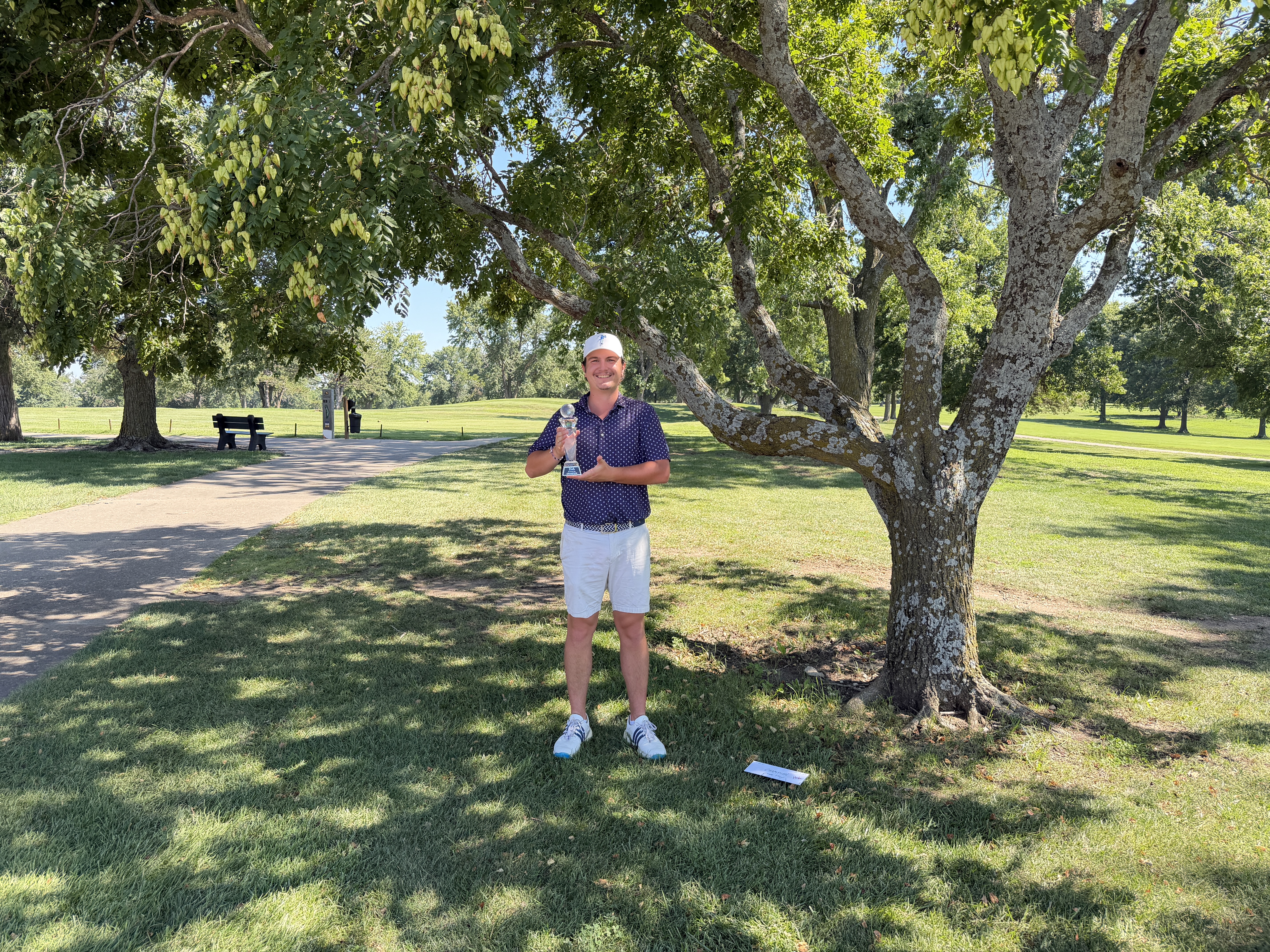 Stroke play champion Hayden Beck